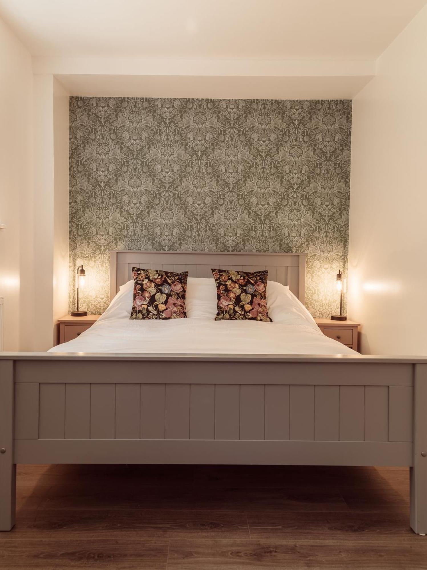 Lowbell House London Colney Esterno foto