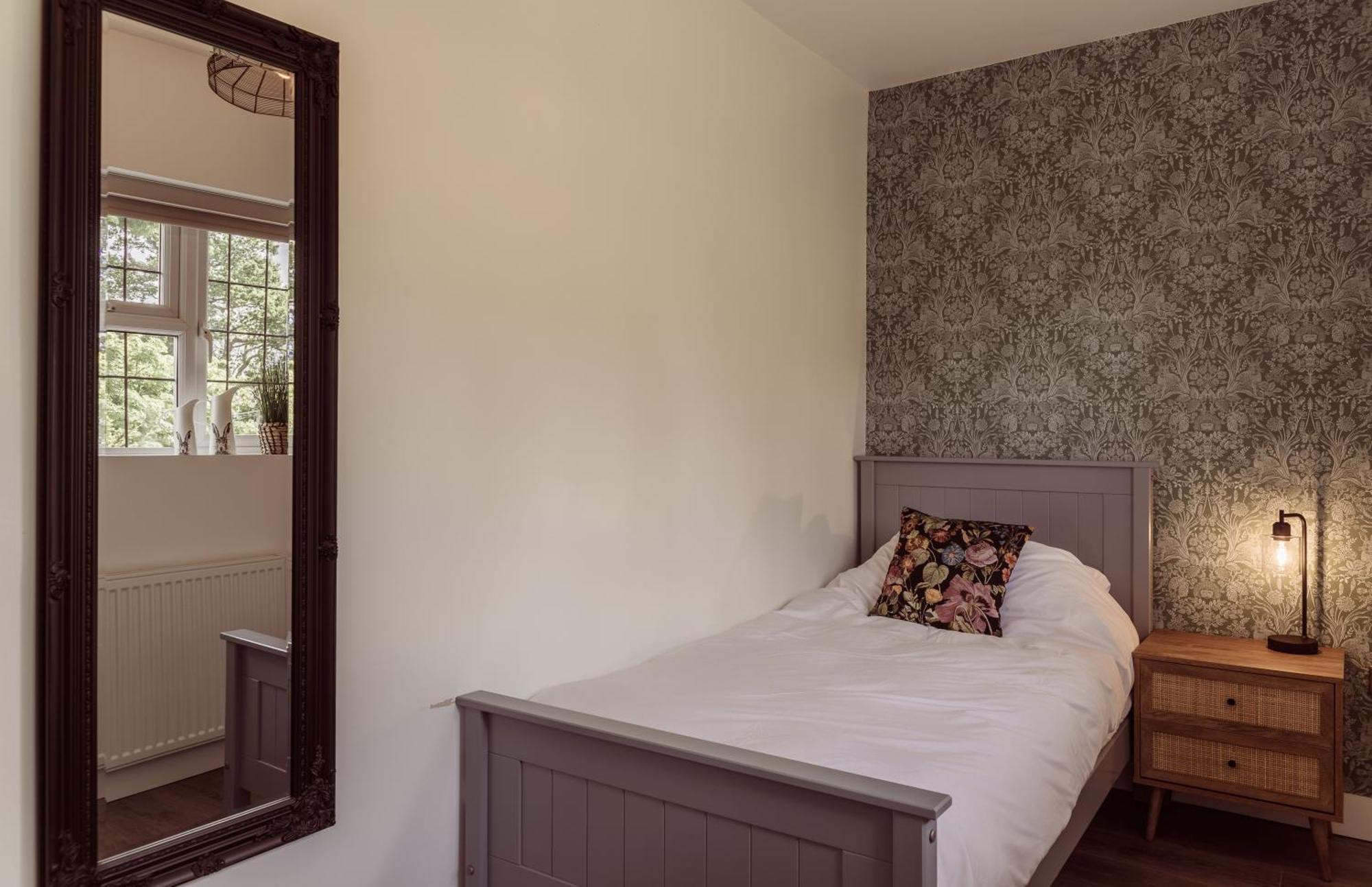 Lowbell House London Colney Esterno foto